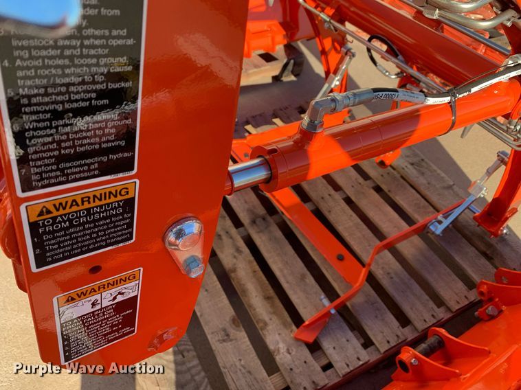 image for item KX9828 Kubota  LA344 4' W loader bucket