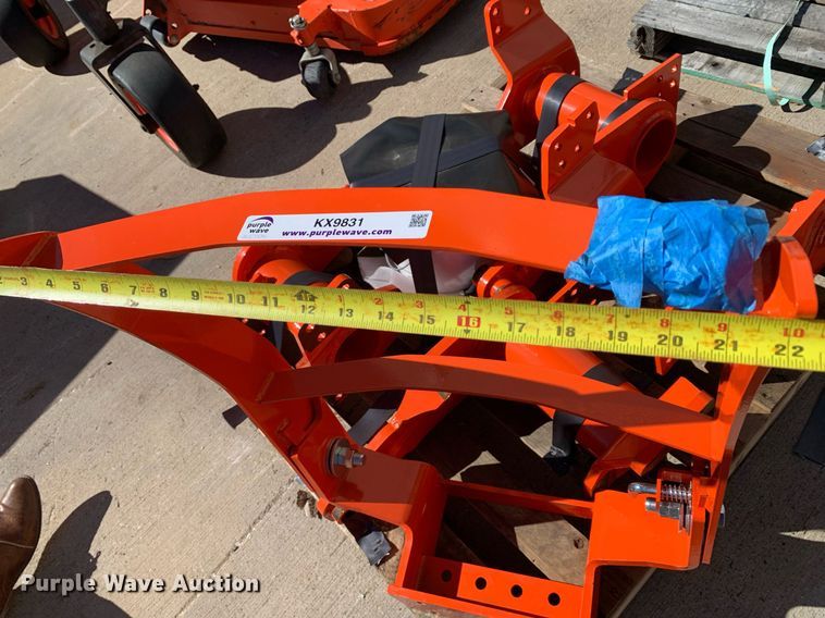 image for item KX9831 Kubota loader braces 