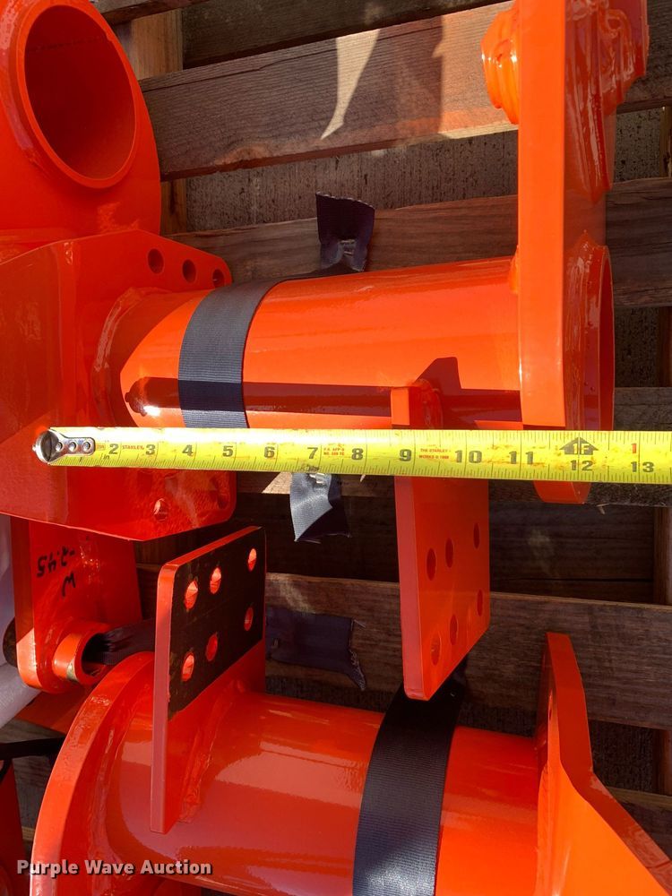 image for item KX9831 Kubota loader braces 