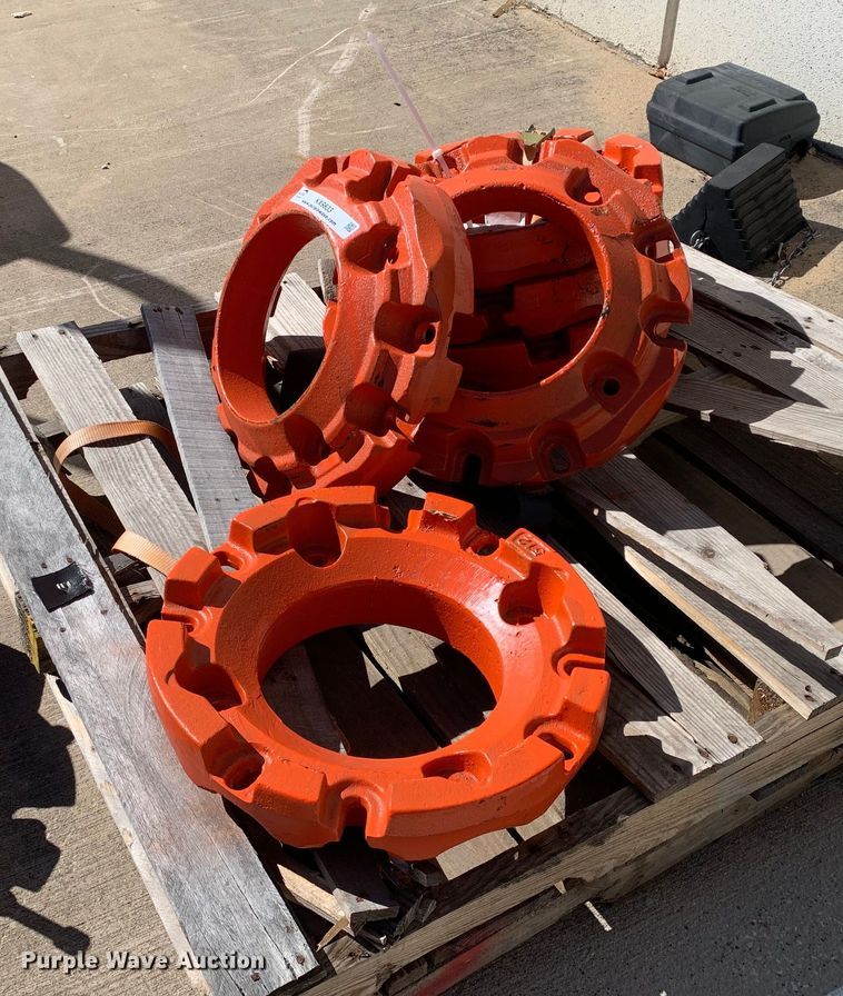 image for item KX9833 (6) Kubota 512 wheel weights 