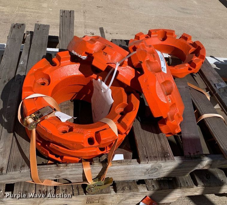 image for item KX9833 (6) Kubota 512 wheel weights 