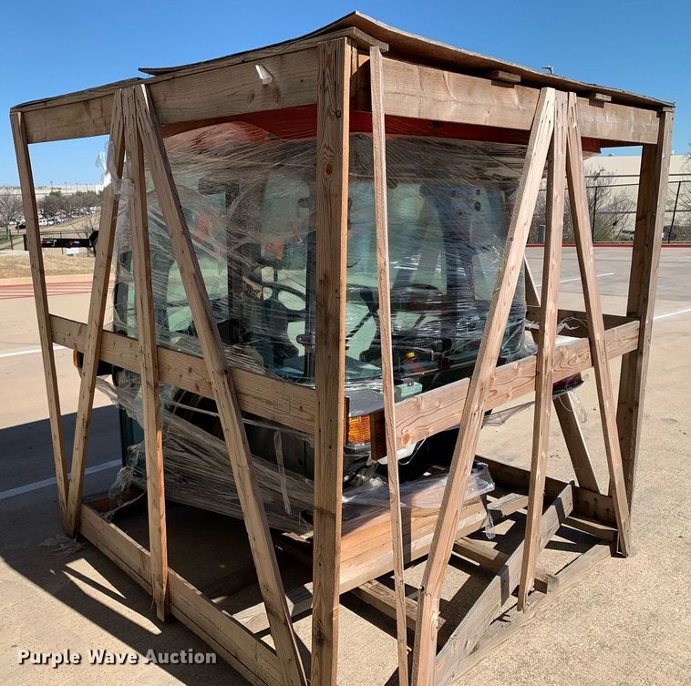 image for item KX9841 Kubota L8391 tractor cab