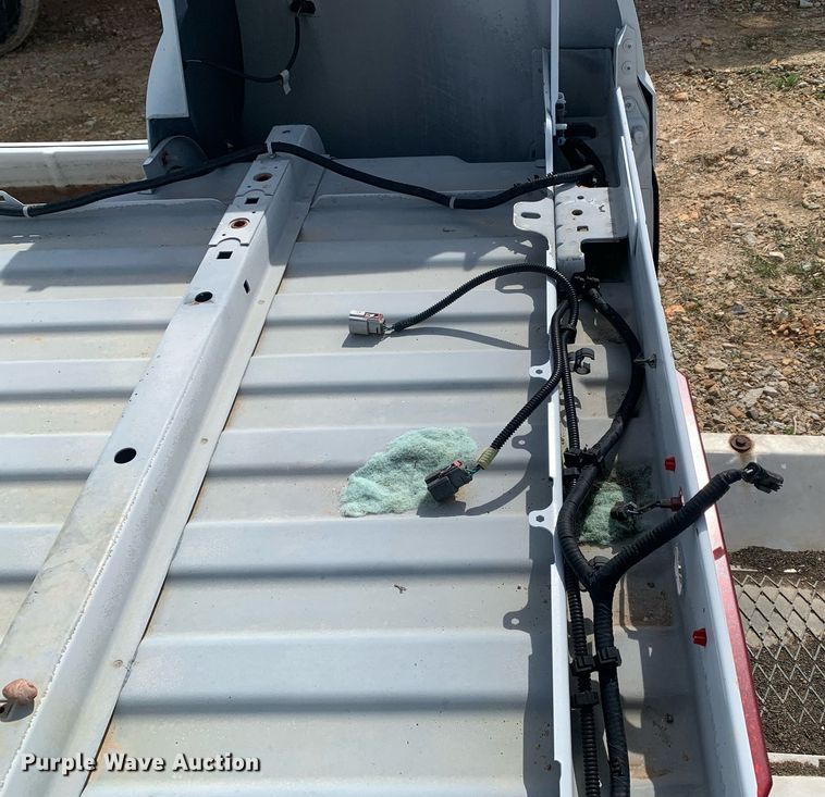 image for item KX9848 2019 Chevrolet 3500 pickup truck bed