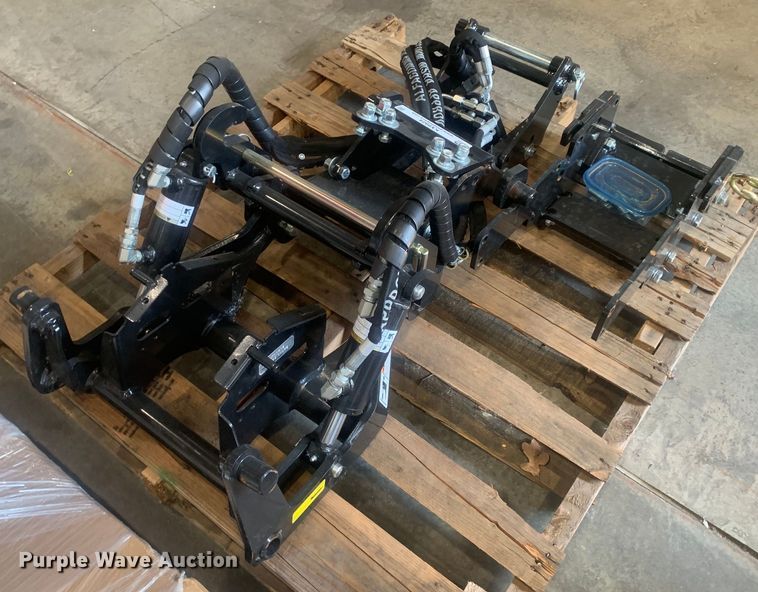 image for item KX9924 Kubota LX2940B four point hitch