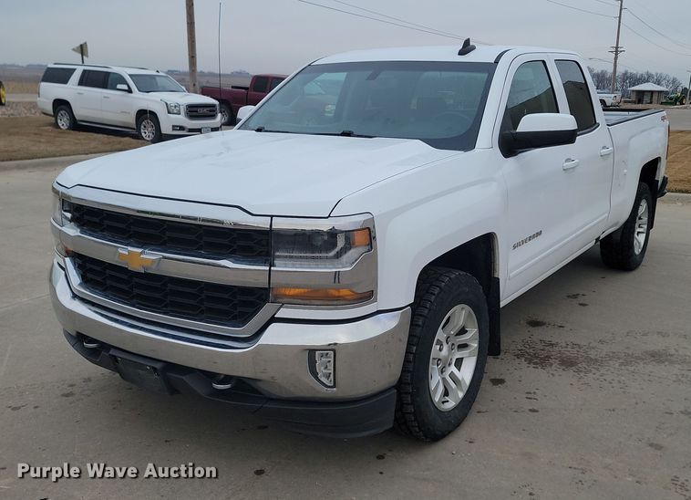 image for item LA9663 2018 Chevrolet  Silverado 1500 Double Cab pickup truck