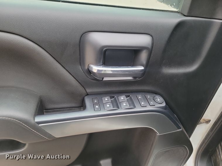 image for item LA9663 2018 Chevrolet  Silverado 1500 Double Cab pickup truck