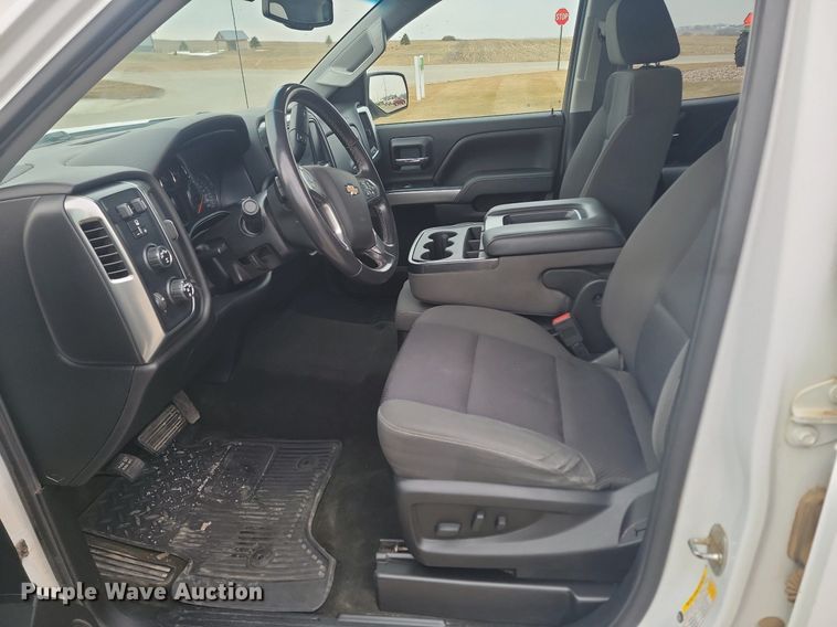 image for item LA9663 2018 Chevrolet  Silverado 1500 Double Cab pickup truck