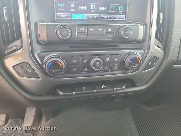 image for item LA9663 2018 Chevrolet  Silverado 1500 Double Cab pickup truck