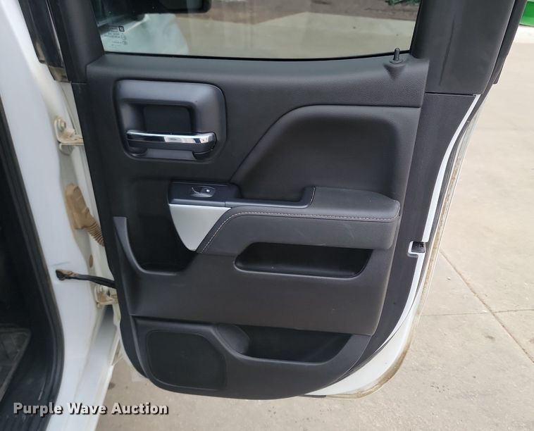 image for item LA9663 2018 Chevrolet  Silverado 1500 Double Cab pickup truck