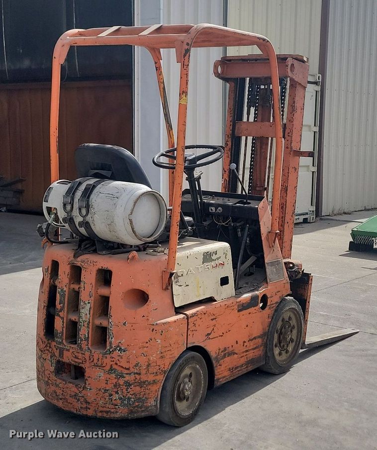 image for item LA9666 Datsun forklift