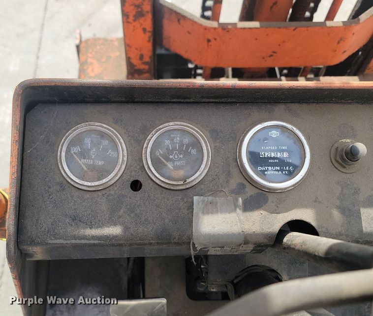 image for item LA9666 Datsun forklift