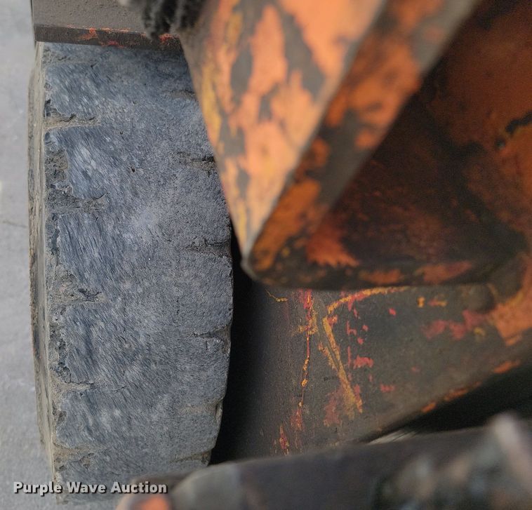 image for item LA9666 Datsun forklift