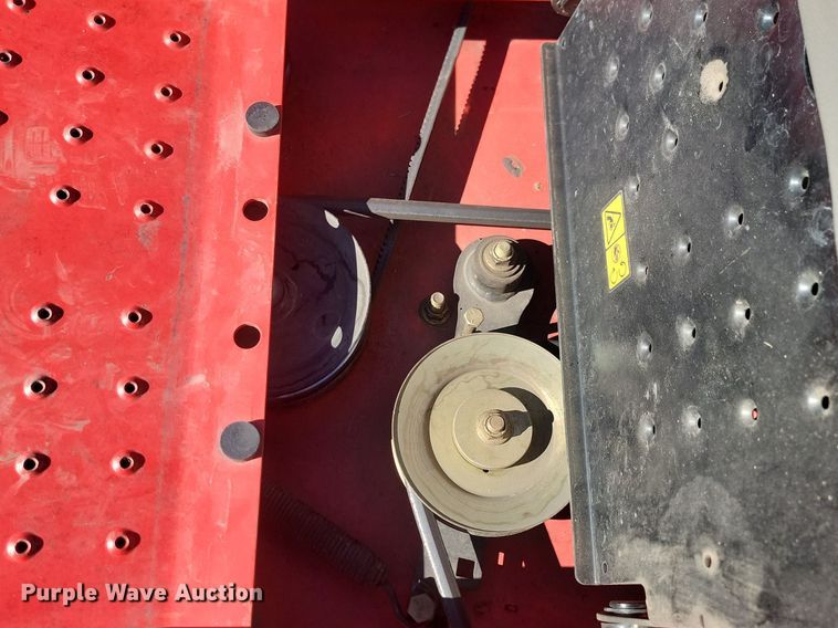 image for item LA9685 Gravely Pro-Turn 60 ZTR lawn mower