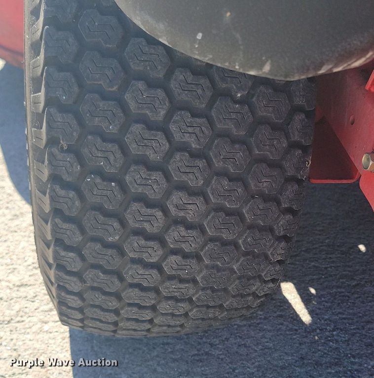 image for item LA9685 Gravely Pro-Turn 60 ZTR lawn mower