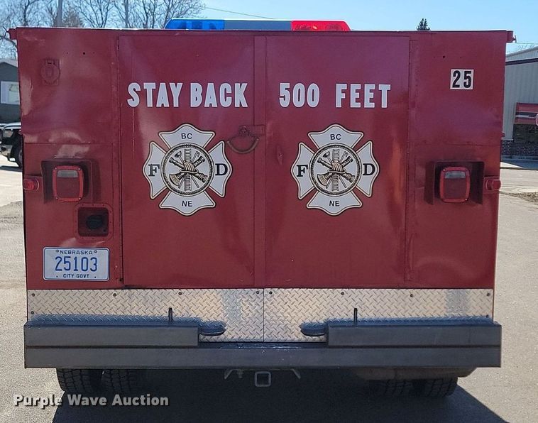 image for item LA9686 2003 Ford  F450 Crew Cab utility / service truck