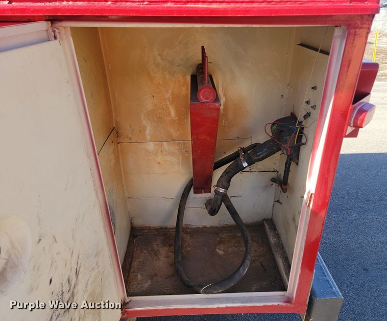 image for item LA9686 2003 Ford  F450 Crew Cab utility / service truck