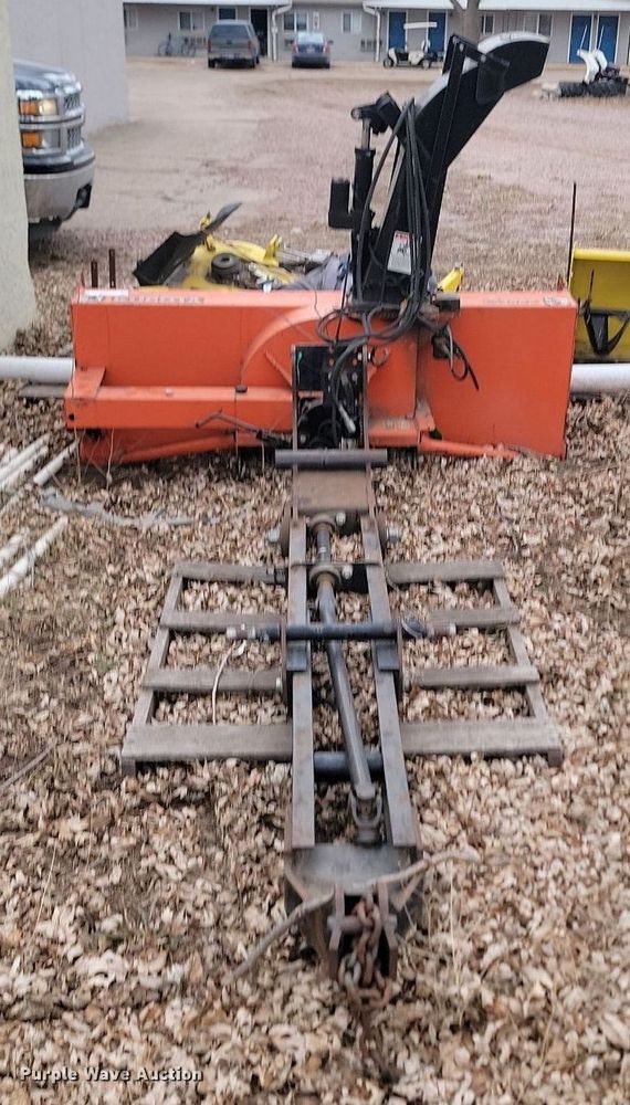 image for item LA9743 Kubota  L2195A 6' W snow blower