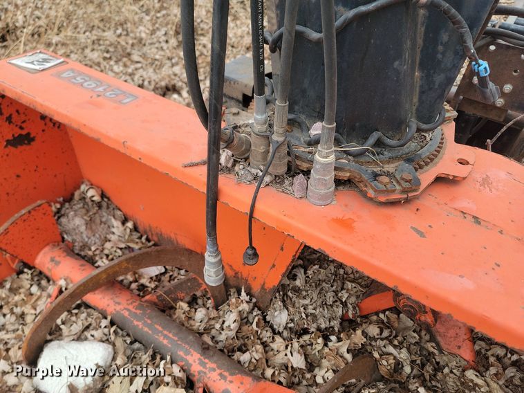 image for item LA9743 Kubota  L2195A 6' W snow blower