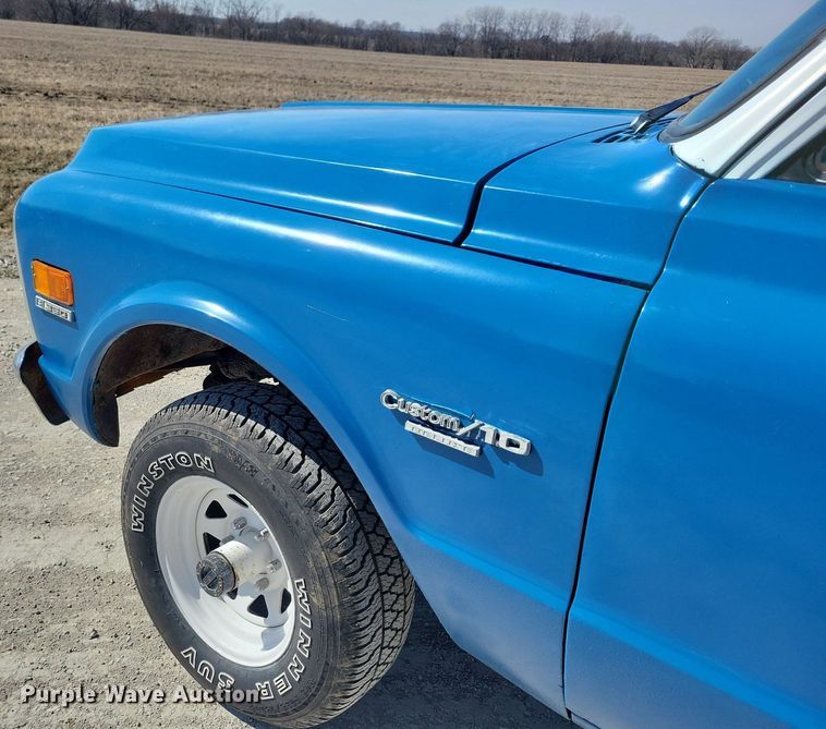 image for item LC9851 1971 Chevrolet  K10 pickup truck