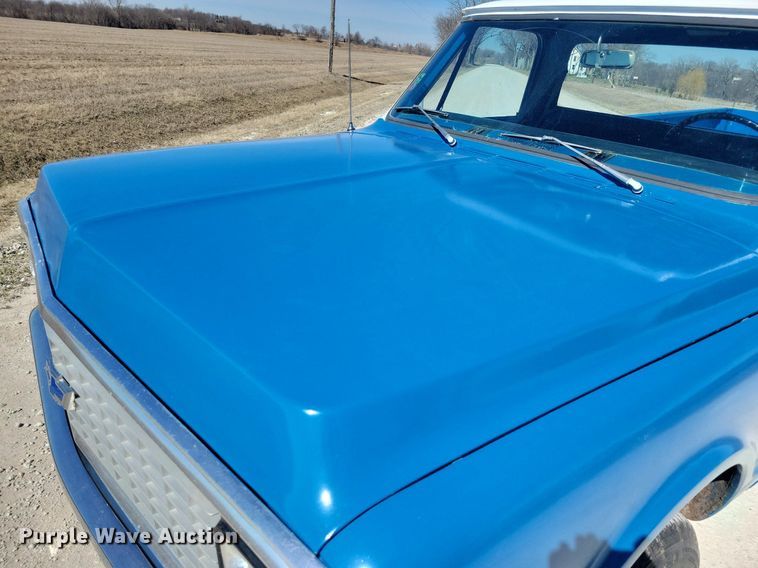 image for item LC9851 1971 Chevrolet  K10 pickup truck