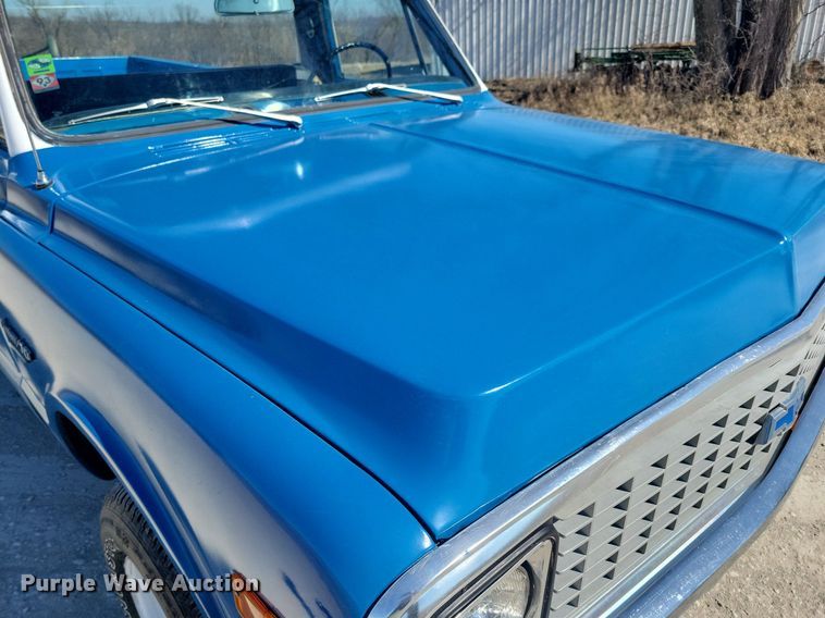 image for item LC9851 1971 Chevrolet  K10 pickup truck