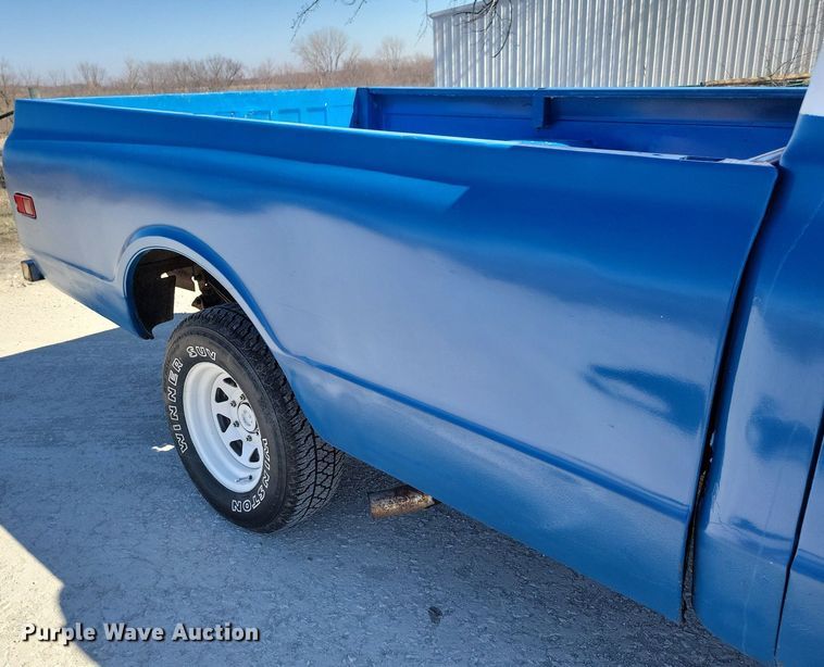 image for item LC9851 1971 Chevrolet  K10 pickup truck