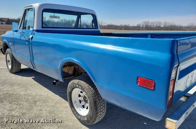 image for item LC9851 1971 Chevrolet  K10 pickup truck