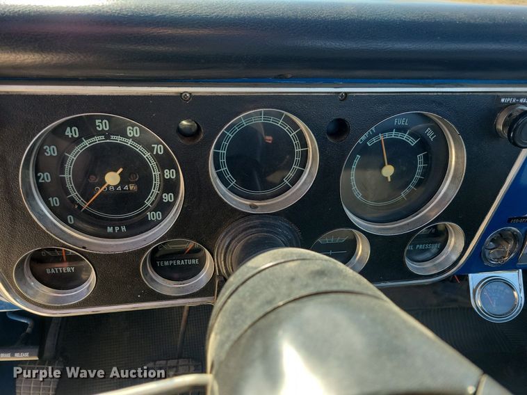 image for item LC9851 1971 Chevrolet  K10 pickup truck