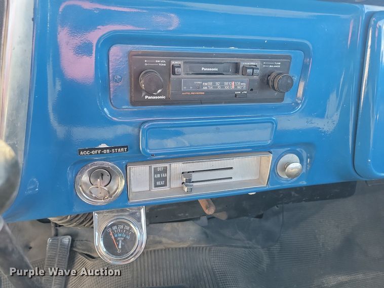 image for item LC9851 1971 Chevrolet  K10 pickup truck