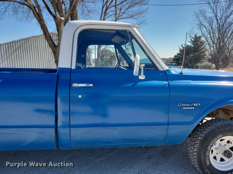 image for item LC9851 1971 Chevrolet  K10 pickup truck