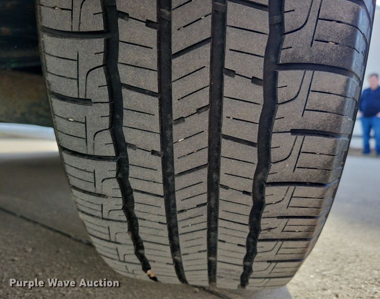 image for item LC9852 2010 Chrysler 300 Touring 