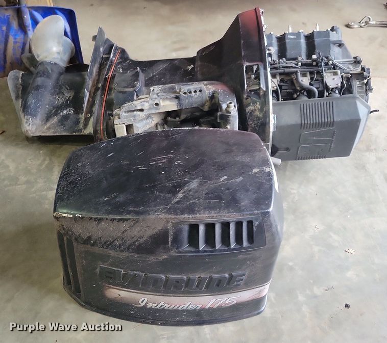 image for item LC9857 Evinrude Intruder 175 boat engine