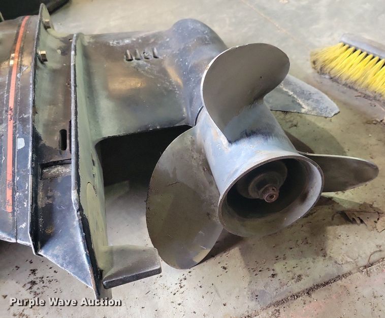 image for item LC9857 Evinrude Intruder 175 boat engine