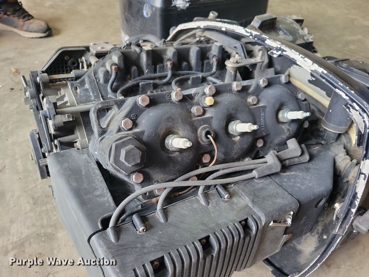 image for item LC9857 Evinrude Intruder 175 boat engine