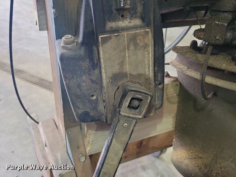 image for item LC9858 Mercury Mariner  boat engine