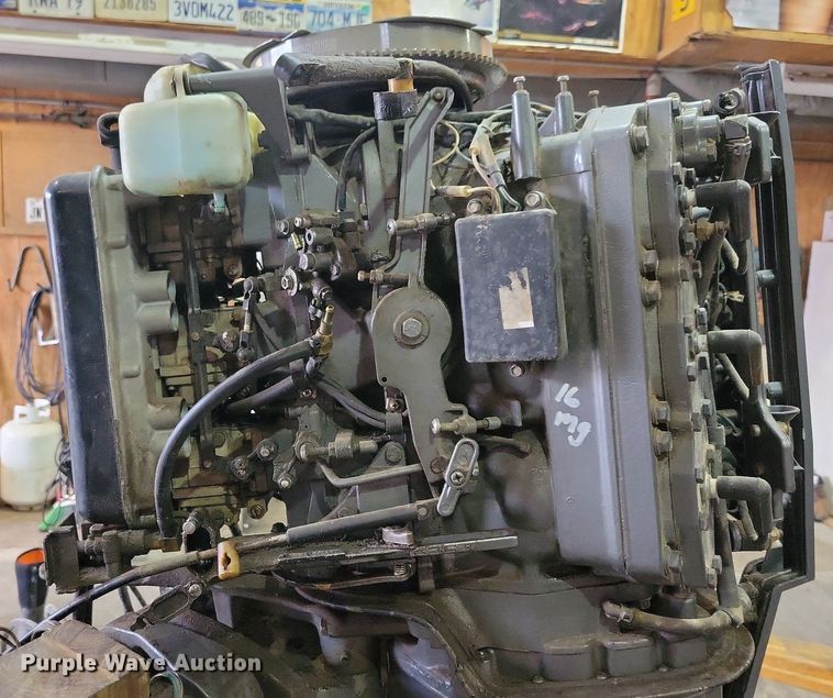 image for item LC9858 Mercury Mariner  boat engine