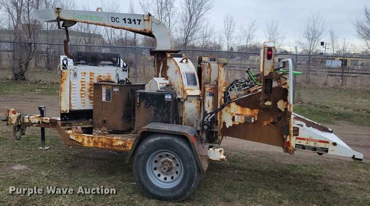 image for item LC9862 2015 Contractor DC 1317 wood chipper