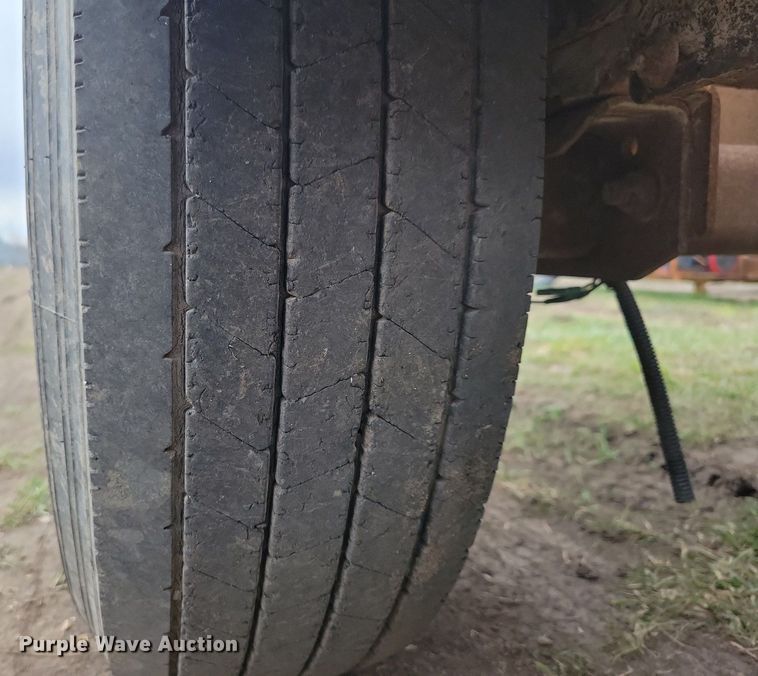 image for item LC9862 2015 Contractor DC 1317 wood chipper