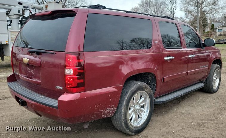 image for item LC9863 2007 Chevrolet Suburban SUV