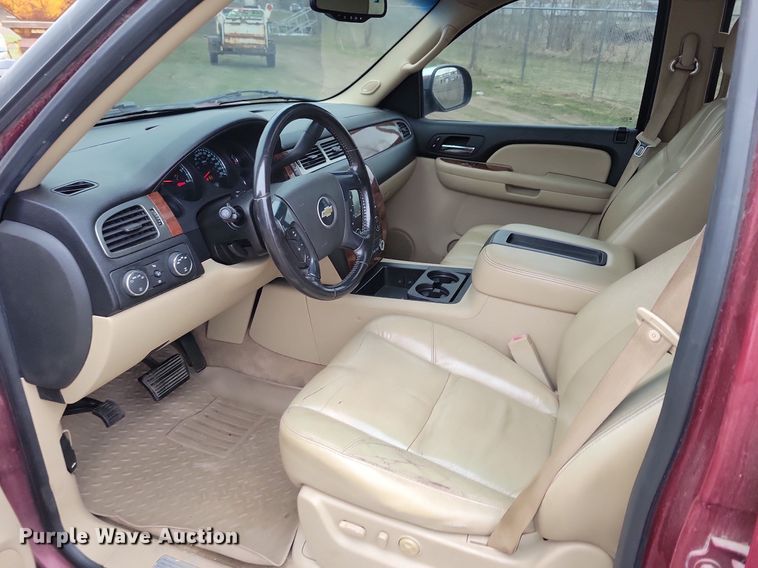 image for item LC9863 2007 Chevrolet Suburban SUV