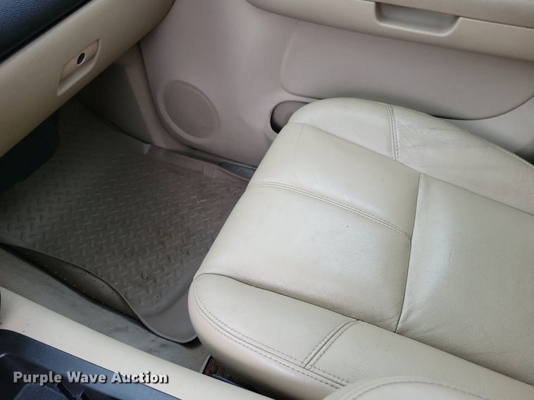 image for item LC9863 2007 Chevrolet Suburban SUV