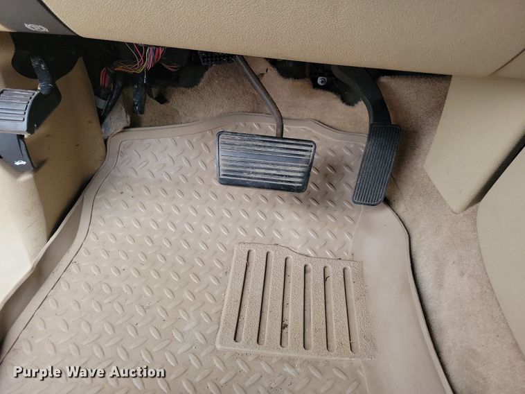 image for item LC9863 2007 Chevrolet Suburban SUV