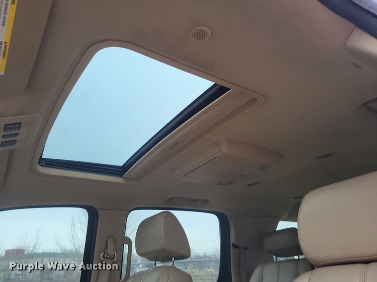 image for item LC9863 2007 Chevrolet Suburban SUV