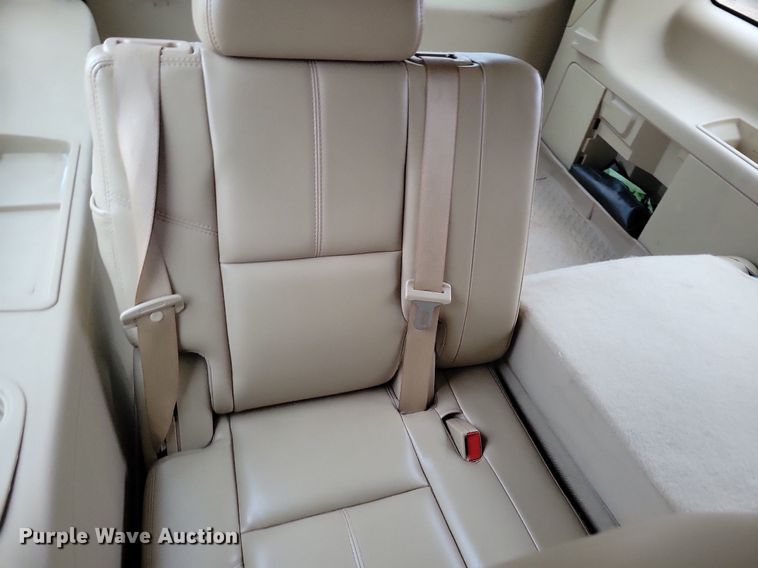 image for item LC9863 2007 Chevrolet Suburban SUV