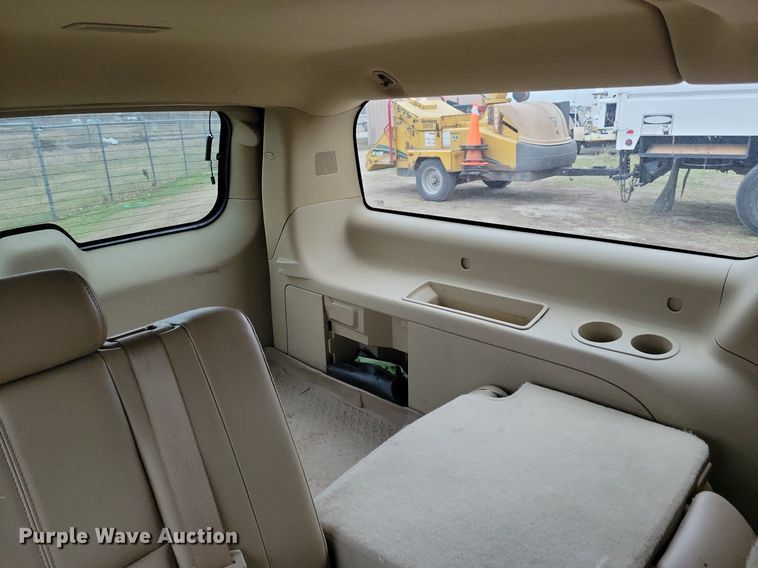 image for item LC9863 2007 Chevrolet Suburban SUV