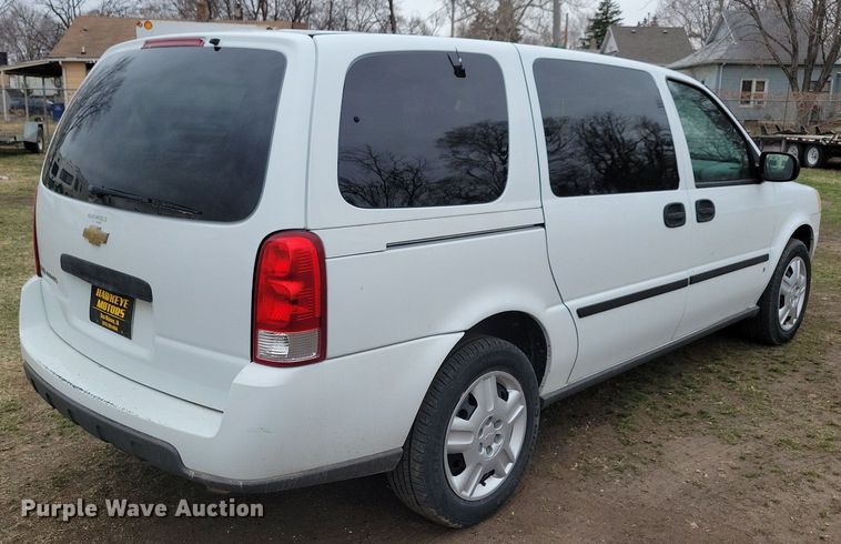 image for item LC9864 2006 Chevrolet  Uplander van