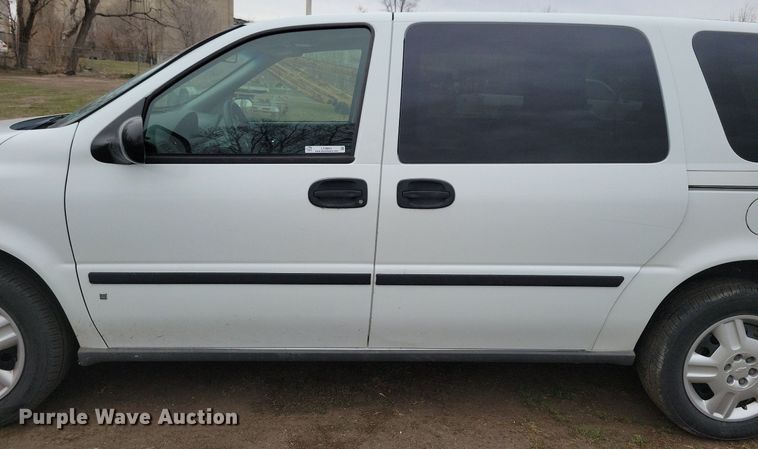 image for item LC9864 2006 Chevrolet  Uplander van