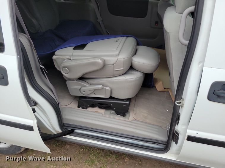 image for item LC9864 2006 Chevrolet  Uplander van