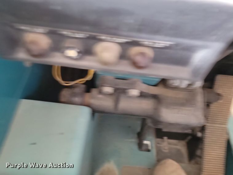 image for item LD9113 Tennant 530E floor scrubber