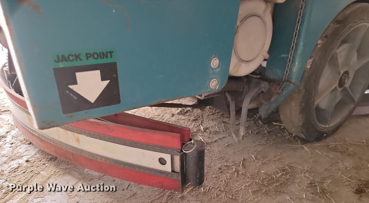 image for item LD9113 Tennant 530E floor scrubber